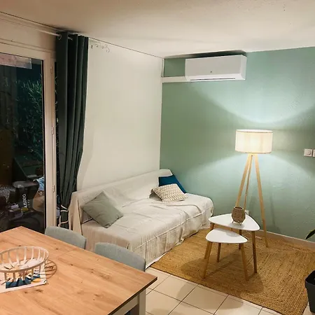 Dom wakacyjny Marina Renovee Et Climatisee, Wifi, Vue Sur Etang Le Barcarès